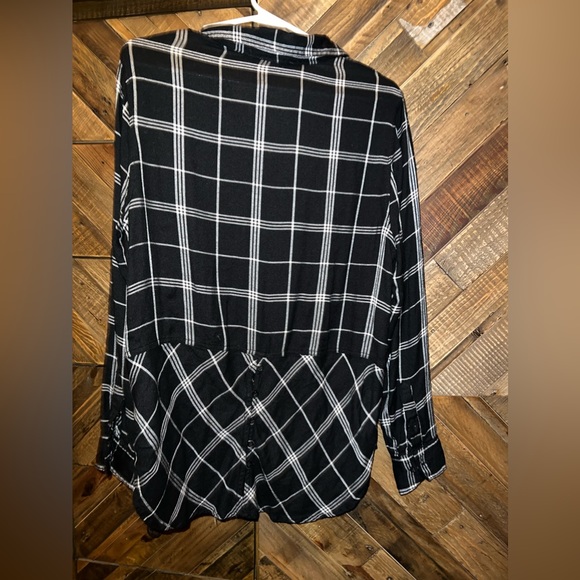 Lucky Brand Thin Plaid Button Down Top - Picture 5 of 5